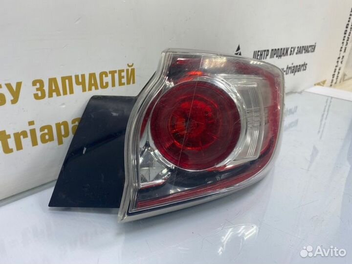 Фонарь правый Mazda 3 2 BL до рестайлинг 2008-2011