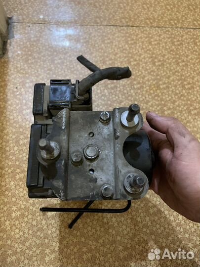 Блок ABS VW Transporter T5