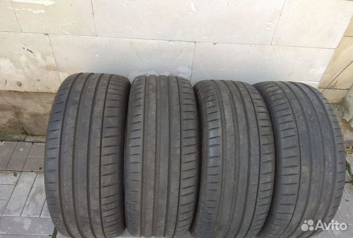 Michelin Pilot Sport 4 225/50 R17