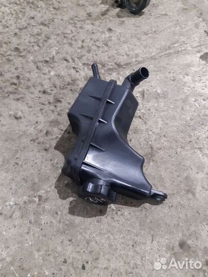 Шевроле Круз бачок гур