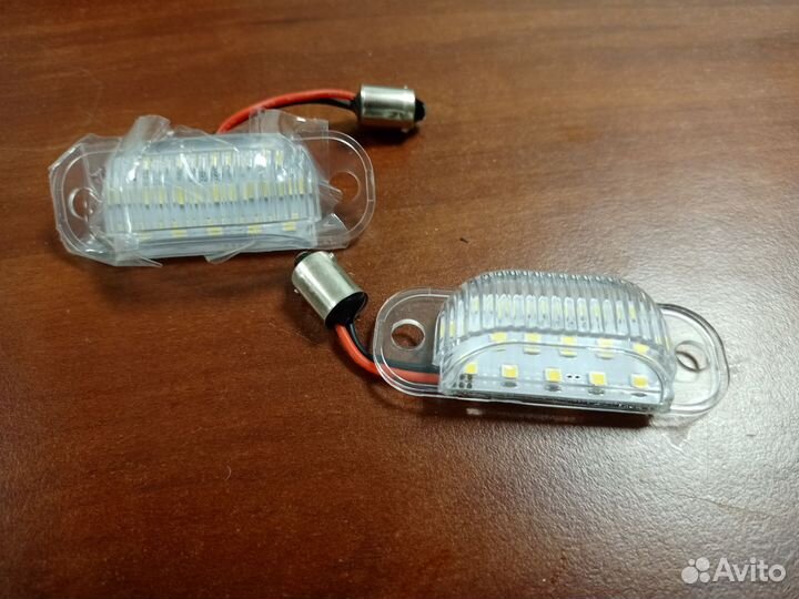 Подсветка номера Audi 80, 100, A6