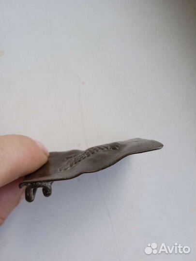 Школьная пряжка