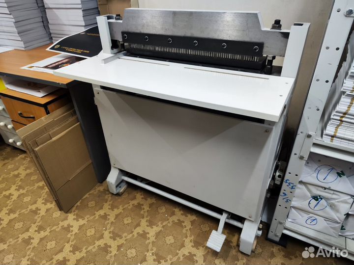 Перфоратор блокнотов, брошюр, календарей