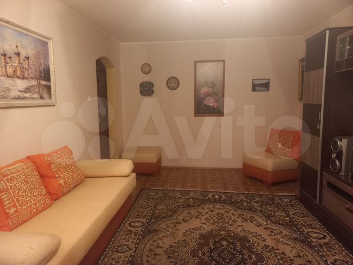 2-к. квартира, 54 м², 1/9 эт.