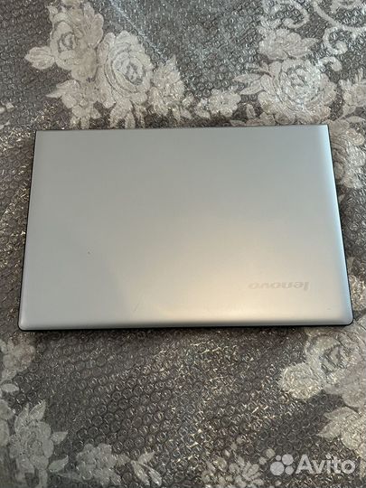 Ноутбук Lenovo 300-15isk, core i3, radeon R5, 2 гб