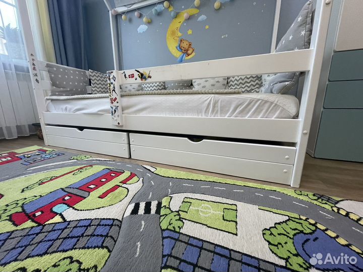 Детская кровать домик с матрасом