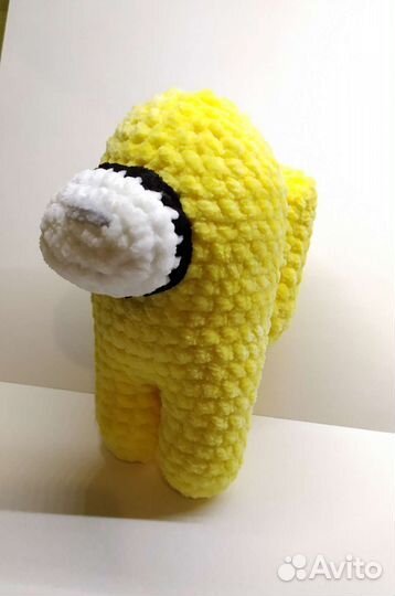 Вязаная игрушка Амонг ас