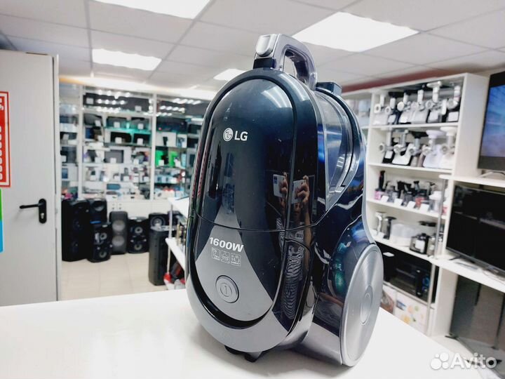 Пылесос LG 1600Вт с контейнером