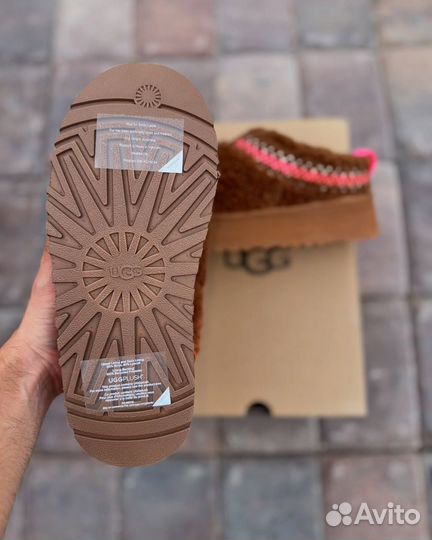 UGG tazz braid hardwood