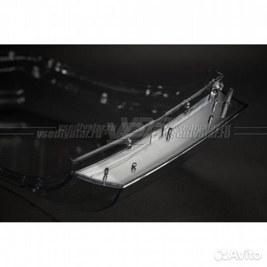 Стекло для фары Range Rover Vogue 2009-2012 Правое