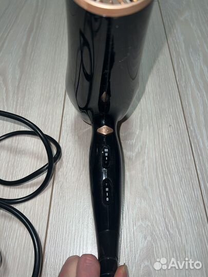 Фен для волос vitek VT-8205 BK