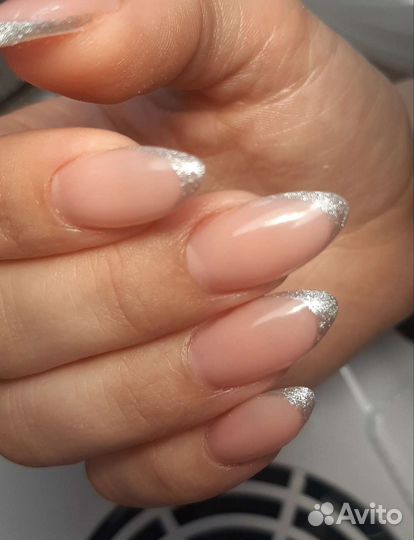 Наращивание ногтей
