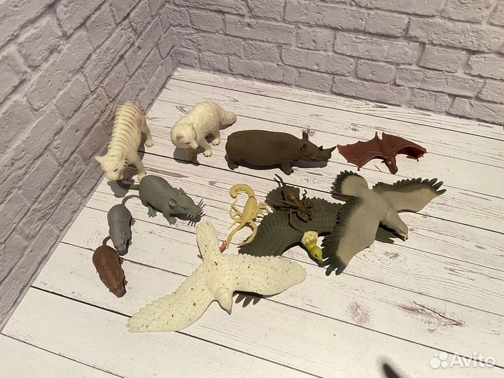 Резиновые игрушки животные