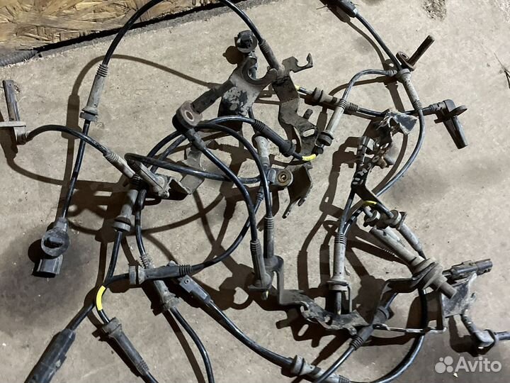 Датчик ABS на Renault Logan 2