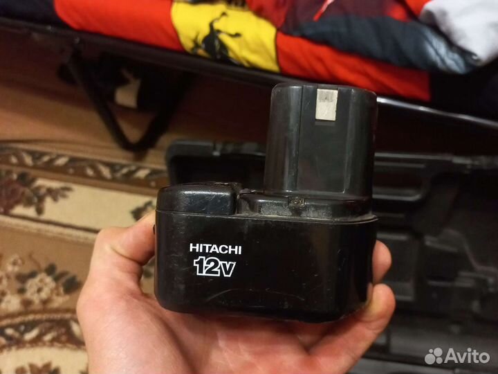 Шуруповерт hitachi 12v