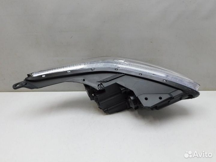 Фара левая Kia Cerato