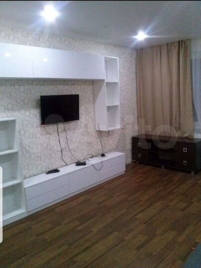 2-к. квартира, 55 м², 1/9 эт.