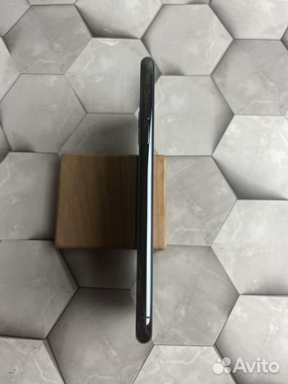 iPhone 11 Pro Max легендарный