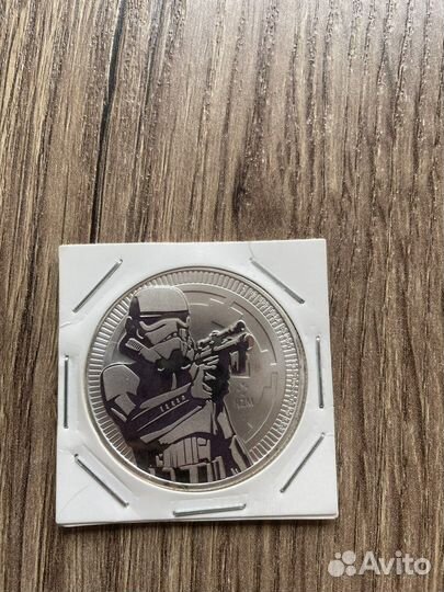Монета Ниуэ 2 доллара 2018 штурмовик серебро