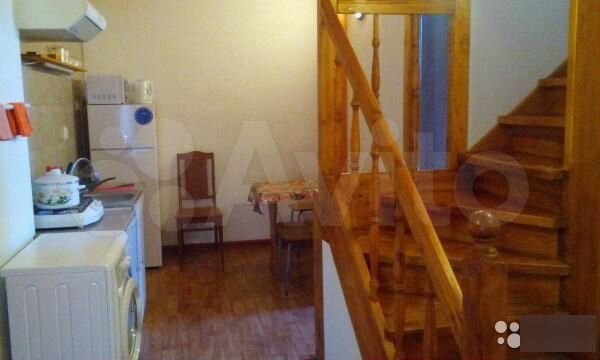 2-к. квартира, 42 м², 2/2 эт.