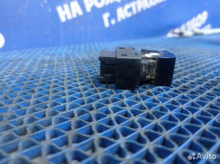 Кнопка стеклоподъемника Lifan Solano седан LF481Q3