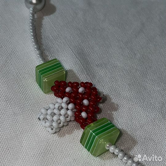 Ожерелье из бисера