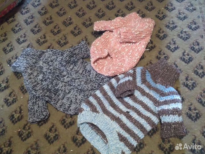 Лежанки для животных и одежда