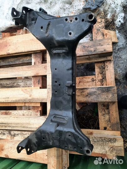 Подрамник передний Nissan Almera N16 Classic