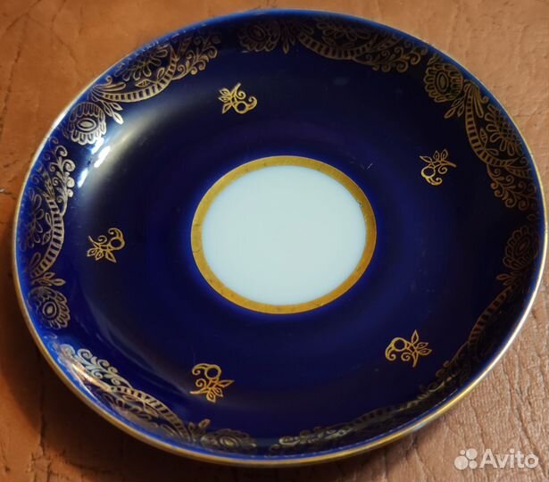 Блюдце из сервиза Ночь