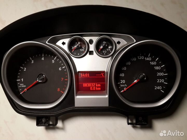 Панель приборов Форд Фокус 2