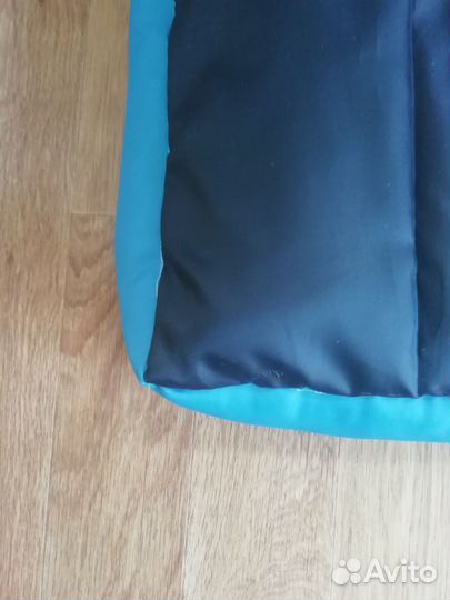 Лежанки для собак и кошек