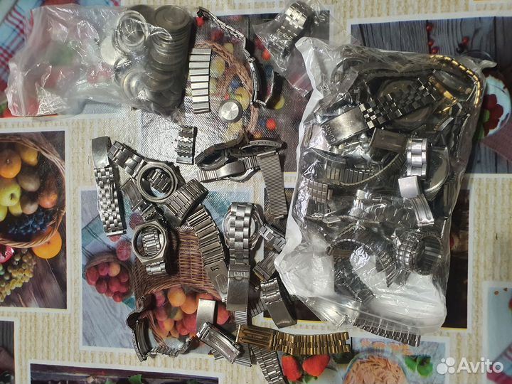 Часы наручные разные СССР (одним лотом)