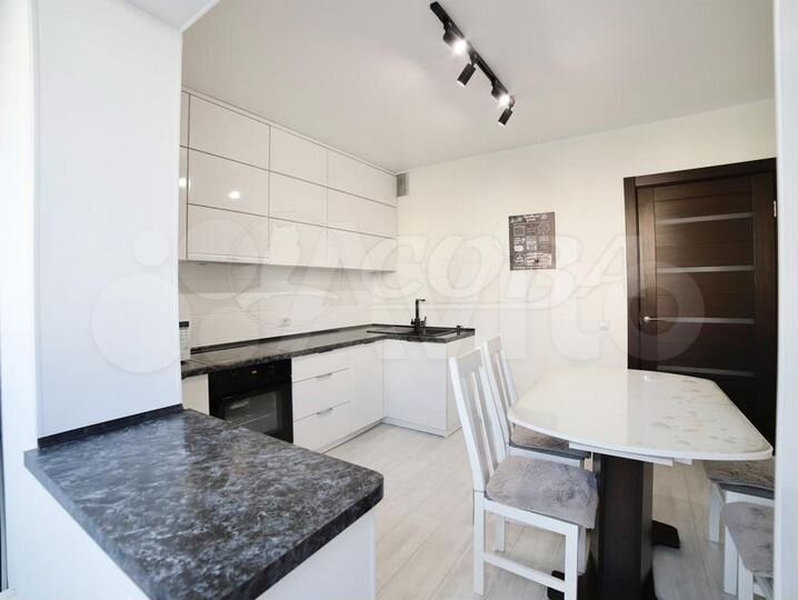 2-к. квартира, 62,5 м², 4/14 эт.