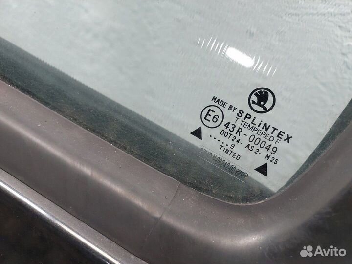 Дверь левая задняя Skoda Octavia Tour