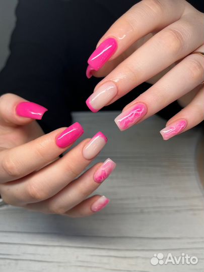 Маникюр и педикюр