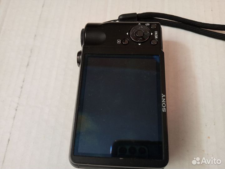 Цифровой фотоаппарат Sony