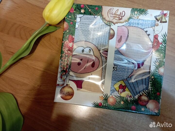 Полотенце махровое и вафельные для кухни