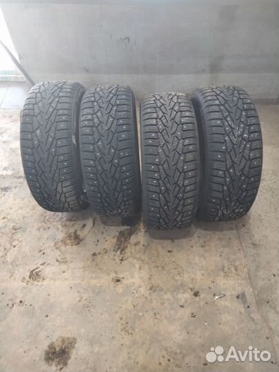 Шины зимние шипованные 205/50 R17