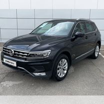 Volkswagen Tiguan 2.0 AMT, 2017, 105 000 км, с пробегом, цена 2 349 000 руб.