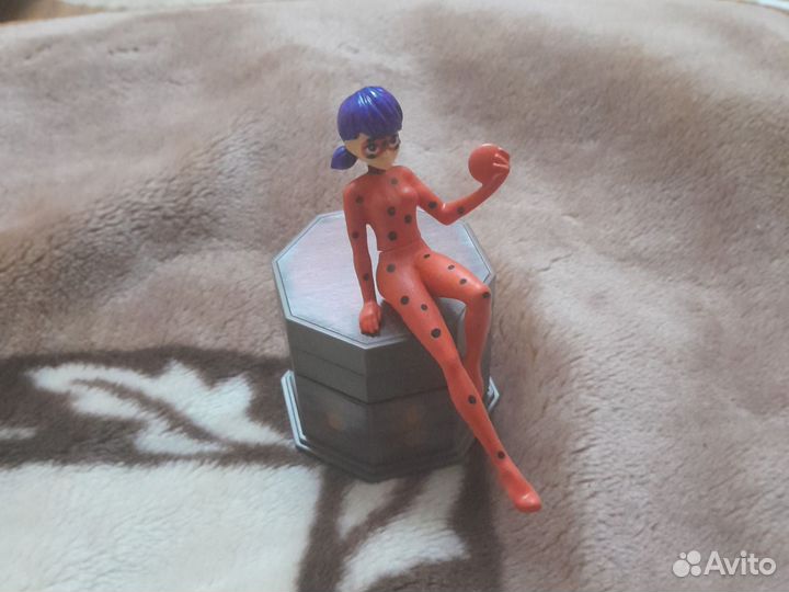 Игрушки из киндера