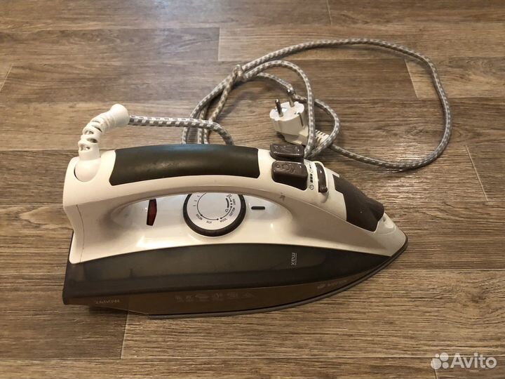 Очень хороший утюг vitek