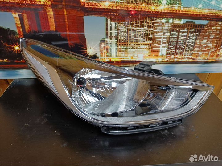 Фара передняя правая Hyundai Solaris 2