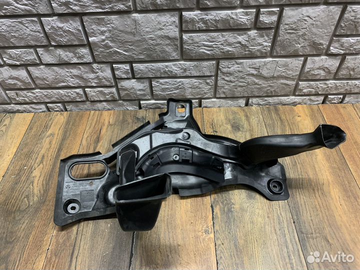 Mercedes Benz S W222 Водосток левый и правый