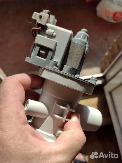 Двигататель стиральной машины