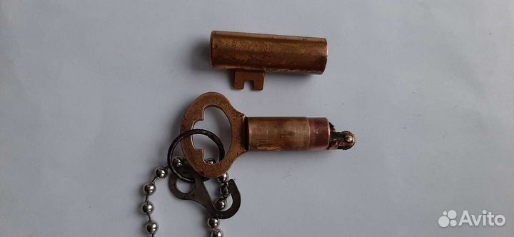 Зажигалка бензиновая