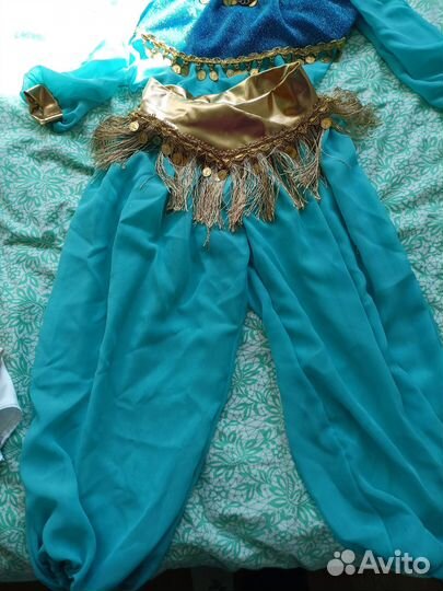 Продам карнавальный костюм на девочку