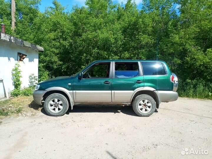 Nissan Terrano 2.4 МТ, 2001, 200 000 км