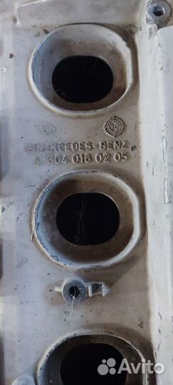 Крышка клапанов на Mercedes W210 оm604