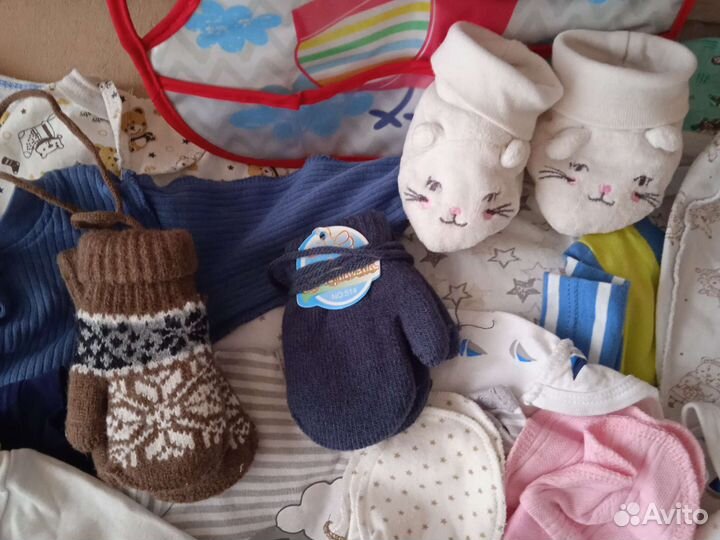 Детские вещи для новорожденных вся куча