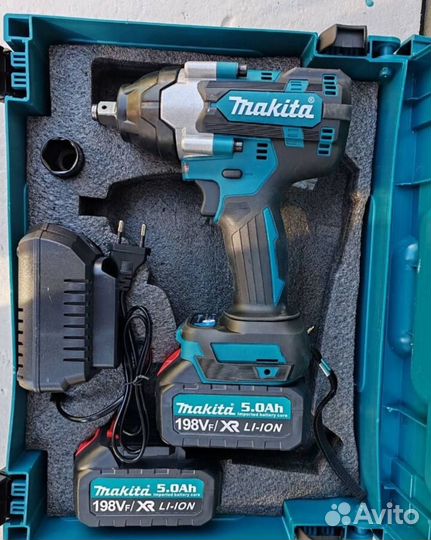 Аккумуляторный гайковерт Makita 800 н.м. (Арт.4773